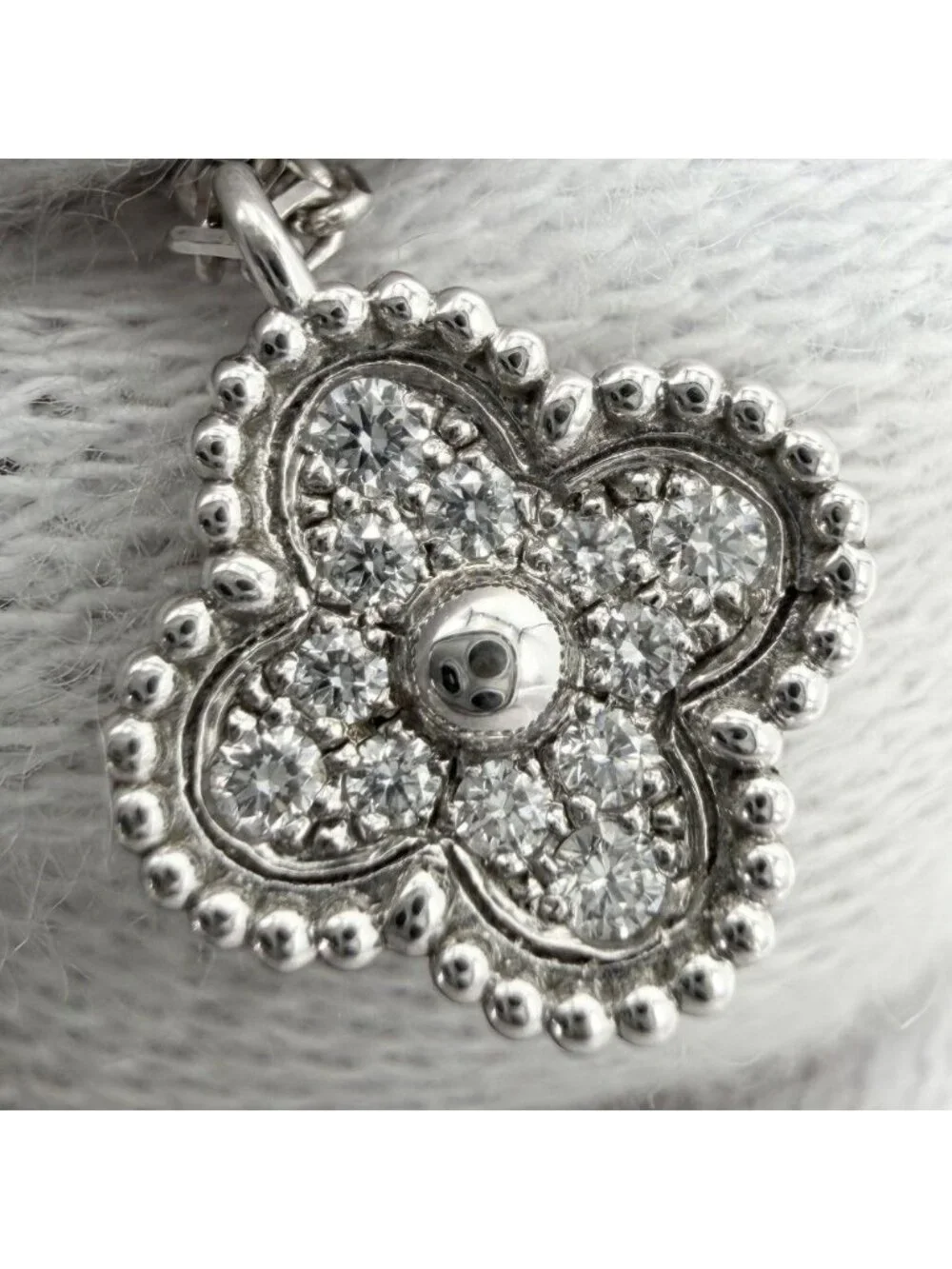 Van Cleef & Arpels product name